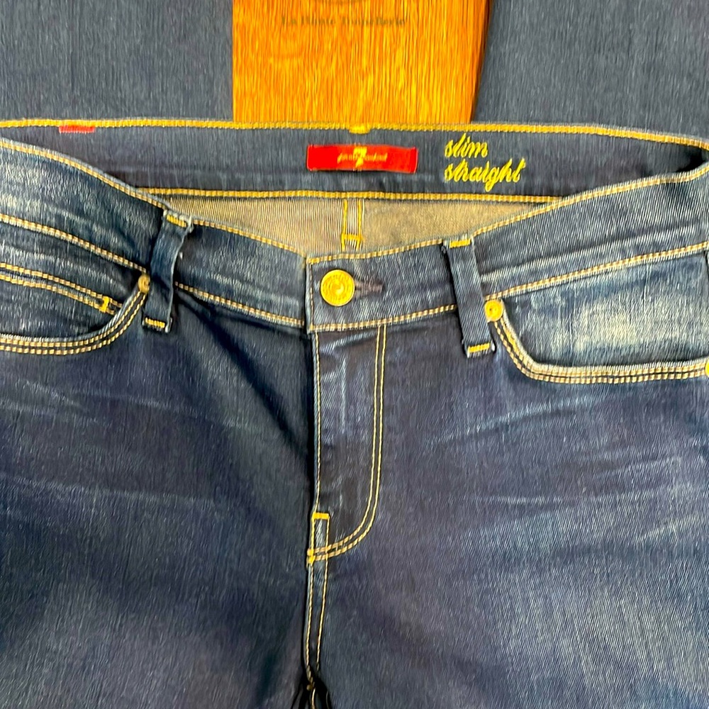 7 For All Mankind slim straight jeans. Look nearly new! Waist 29”, Length is 26”